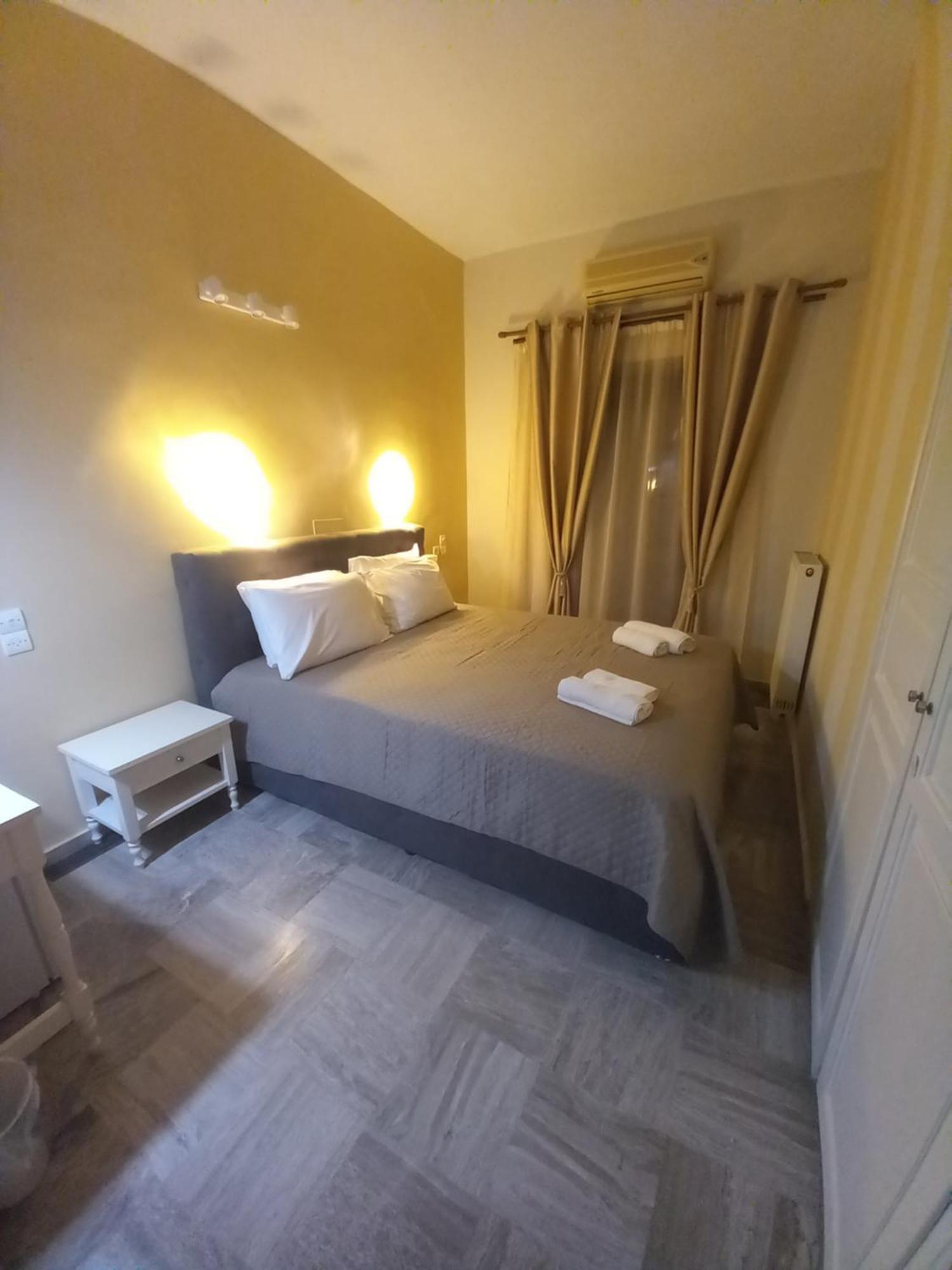 Hermes Hotel Митимна Екстериор снимка